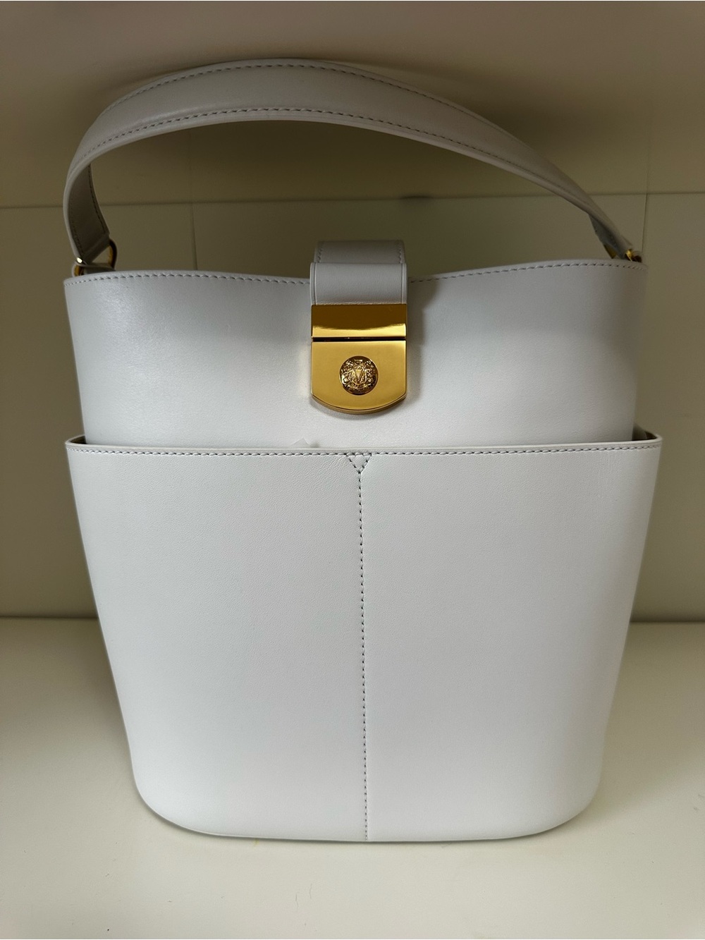 Veronica Beard White Leather Bucket Shoulder Bag with Gold Tone Clasp